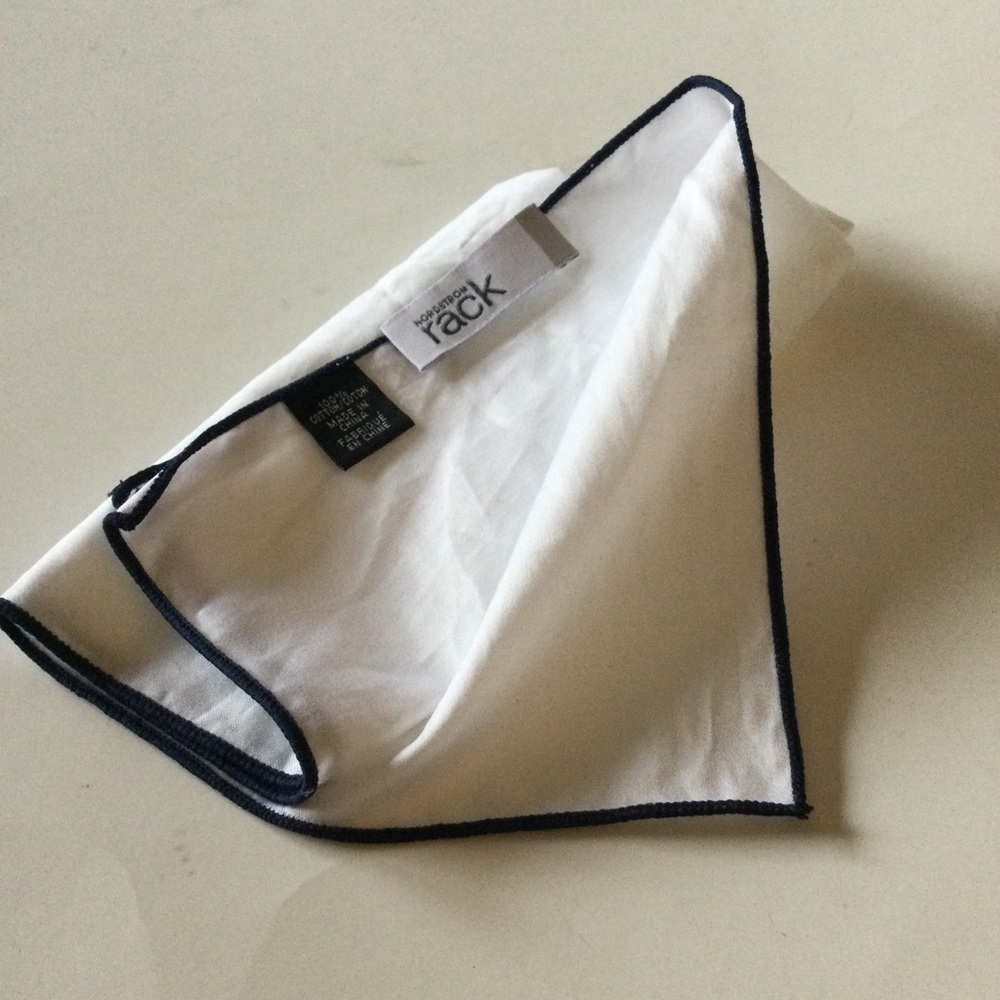 NORDSTROM RACK MENS COTTON POCKET SQUARE WHITE WITH BLACK STITCHED EDGES NWOT